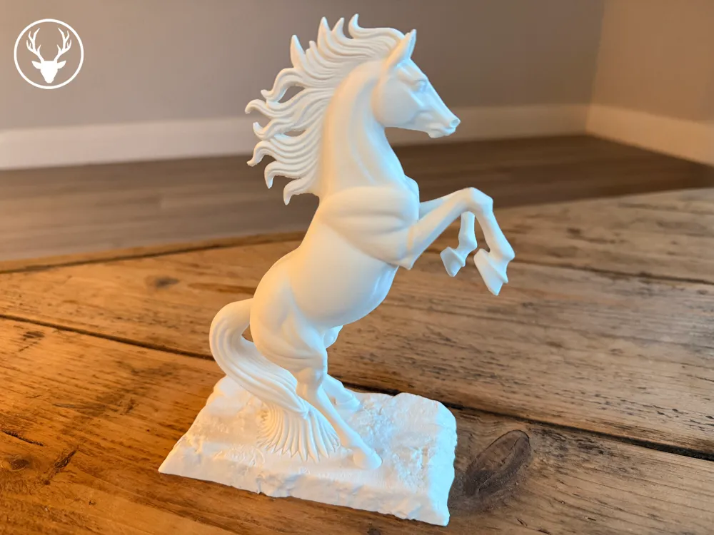 Aesthetic Horse sculpture (White)
